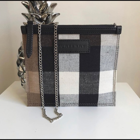 Authentic Burberry canvas pouch - Picture 2 of 6